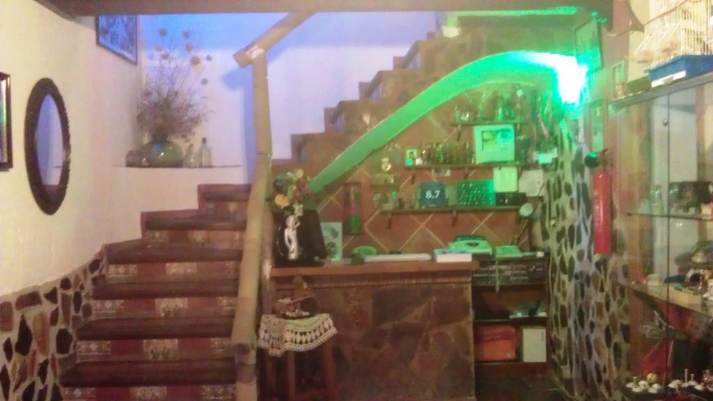 Alojamiento Rural La Caseria De Piedra Restaurante เฮน ภายนอก รูปภาพ