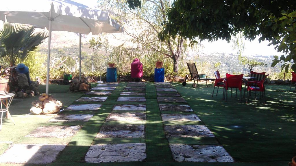 Alojamiento Rural La Caseria De Piedra Restaurante เฮน ภายนอก รูปภาพ